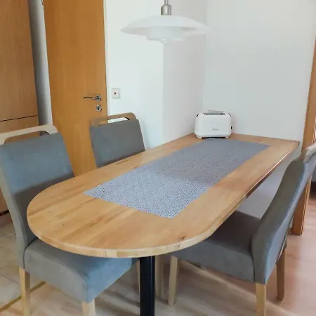 Schoenbuchjuwel Lägenhet